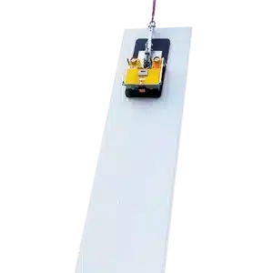 Battery Powered Crane Vacuum Lifter – CL-W – Lifting a vertical cladding sheet