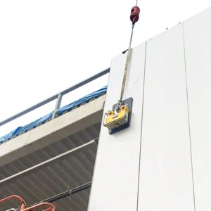 Battery Powered Crane Vacuum Lifter – CL-W – placing a cladding Sheet