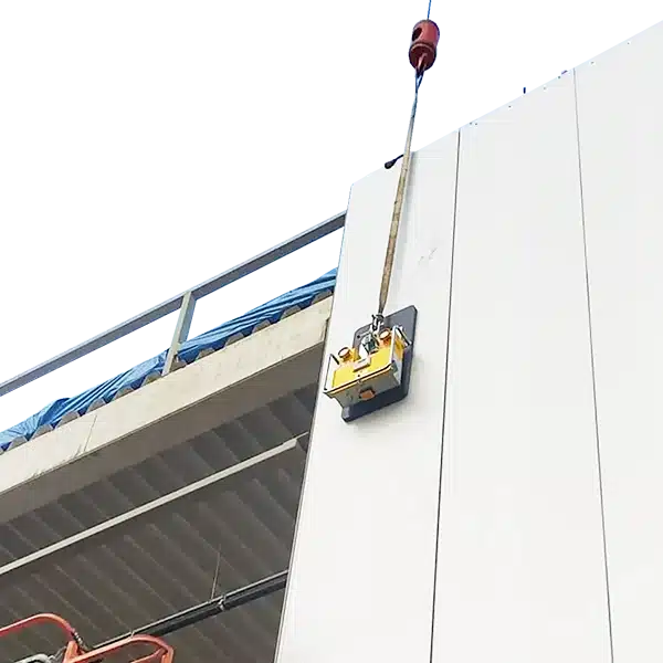 Battery Powered Crane Vacuum Lifter – CL-W – placing a cladding Sheet