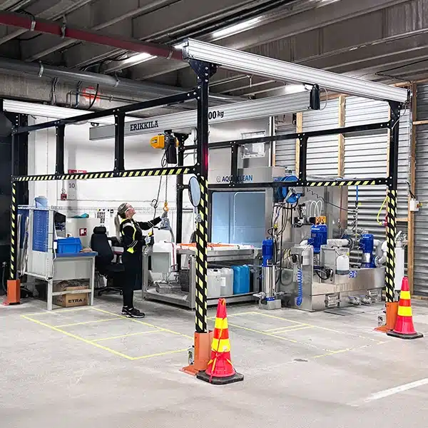 Erikkila Movable Workstation – Action Shot